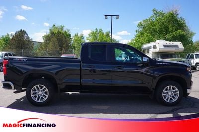 2020 Chevrolet Silverado 1500 - 1GCRYDED5LZ159339
