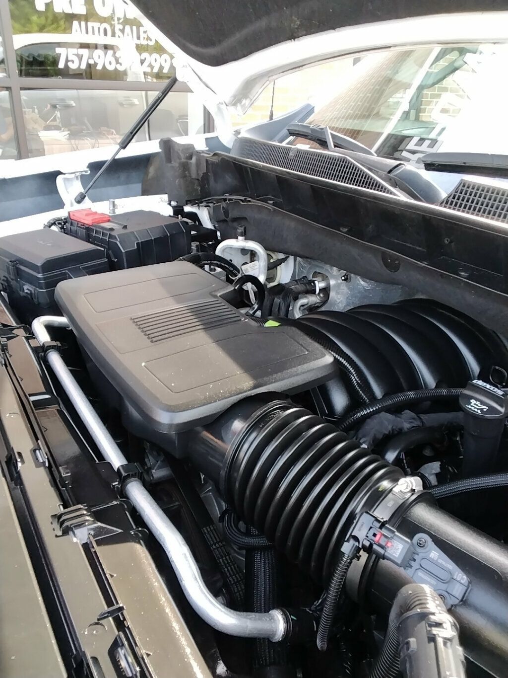 2020 Chevrolet Silverado 1500 LT photo 23