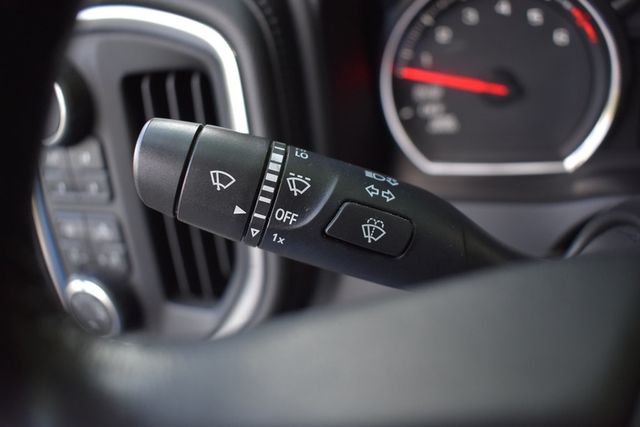 2020 Chevrolet Silverado 1500 4WD Double Cab 147" RST - 22875567 - 27