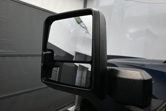 2020 Chevrolet Silverado 1500 4WD Double Cab 147" RST - 23053378 - 3