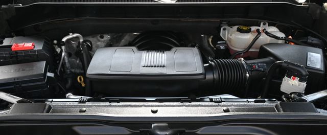 2020 Chevrolet Silverado 1500 4x4 Crew Cab LT - 23066017 - 16