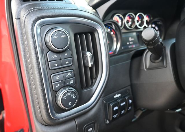2020 Chevrolet Silverado 1500 4x4 Crew Cab RST - 23026531 - 14