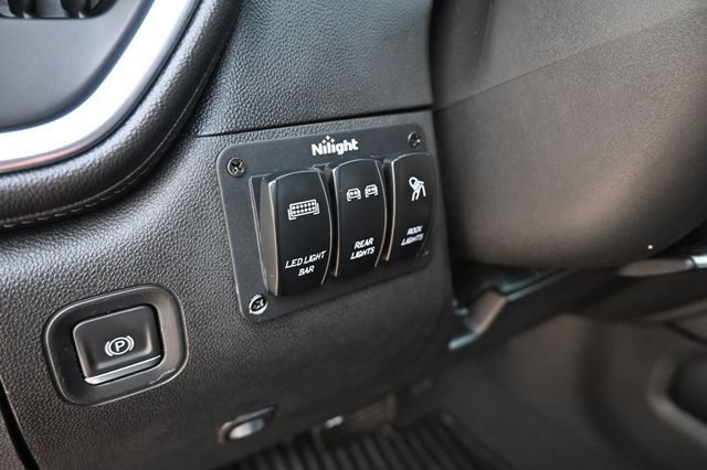 2020 Chevrolet Silverado 1500 4x4 Crew Cab RST - 23026531 - 15