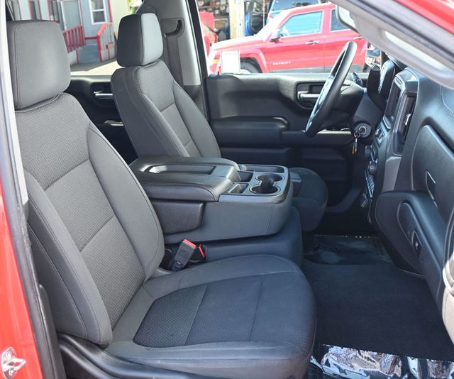 2020 Chevrolet Silverado 1500 Crew Cab Custom Value Package  - 22996828 - 13