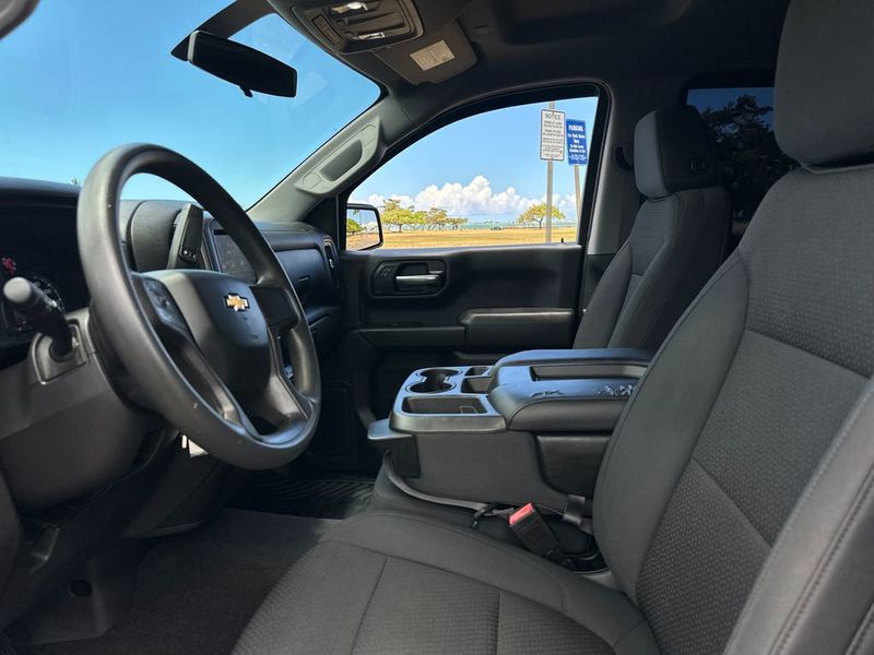 2020 Chevrolet Silverado 1500 Custom - 23053921 - 12