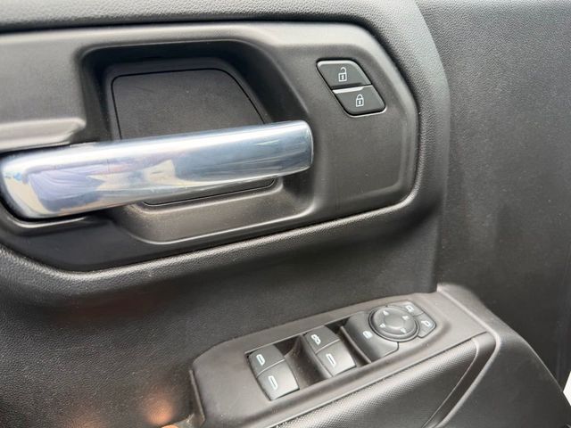 2020 Chevrolet Silverado 1500 Custom - 23056430 - 13