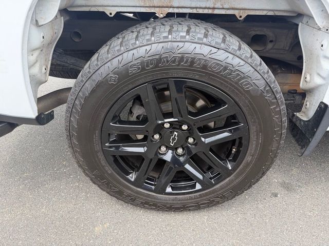 2020 Chevrolet Silverado 1500 Custom - 23056430 - 17
