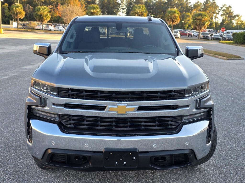 2020 Chevrolet Silverado 1500 LT photo 2