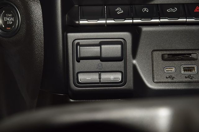 2020 Chevrolet Silverado 1500 LT - 22995809 - 30