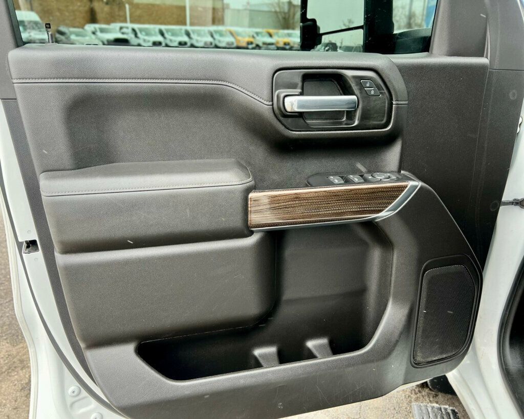 2020 Chevrolet Silverado 1500 LT - 22985404 - 11