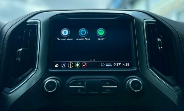 2020 Chevrolet Silverado 1500 LT - 22985404 - 24