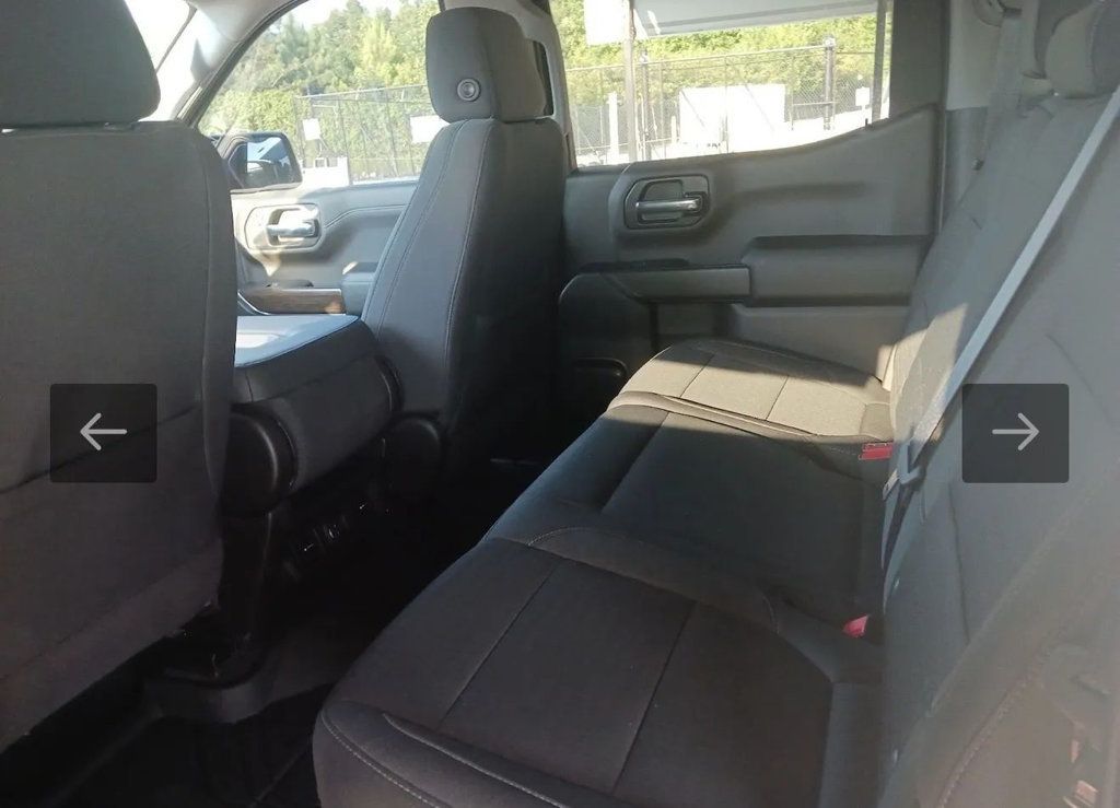 2020 Chevrolet Silverado 1500 LT Pickup 4D 5 3/4 ft - 22906716 - 5