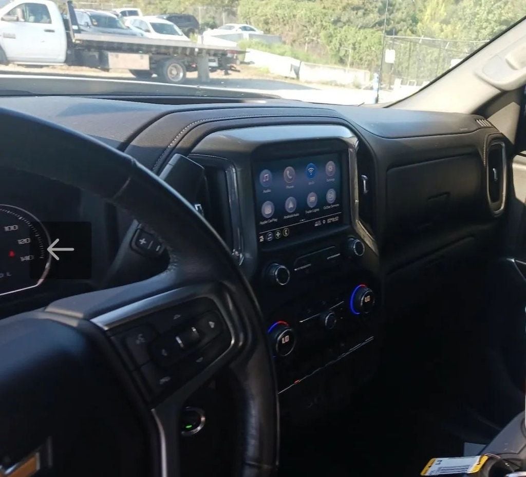 2020 Chevrolet Silverado 1500 LT Pickup 4D 5 3/4 ft - 23059276 - 4