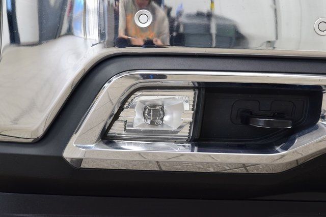 2020 Chevrolet Silverado 1500 LTZ - 22893881 - 13