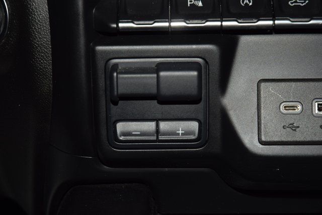 2020 Chevrolet Silverado 1500 LTZ - 22893881 - 33