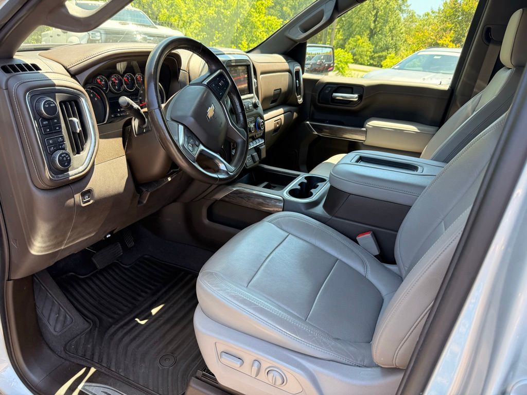 2020 Chevrolet Silverado 1500 LTZ - 23034435 - 16