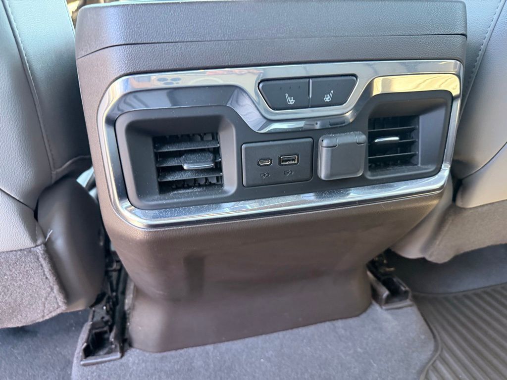 2020 Chevrolet Silverado 1500 LTZ - 23034435 - 17