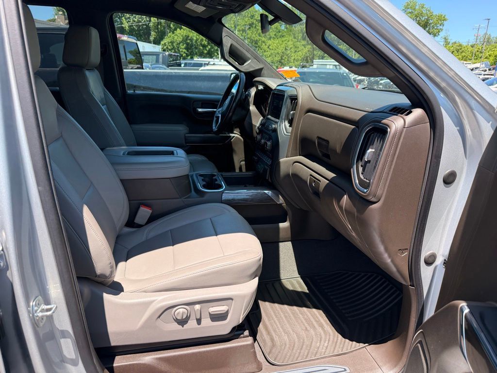 2020 Chevrolet Silverado 1500 LTZ - 23034435 - 21