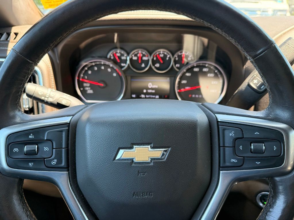 2020 Chevrolet Silverado 1500 LTZ - 23034435 - 22