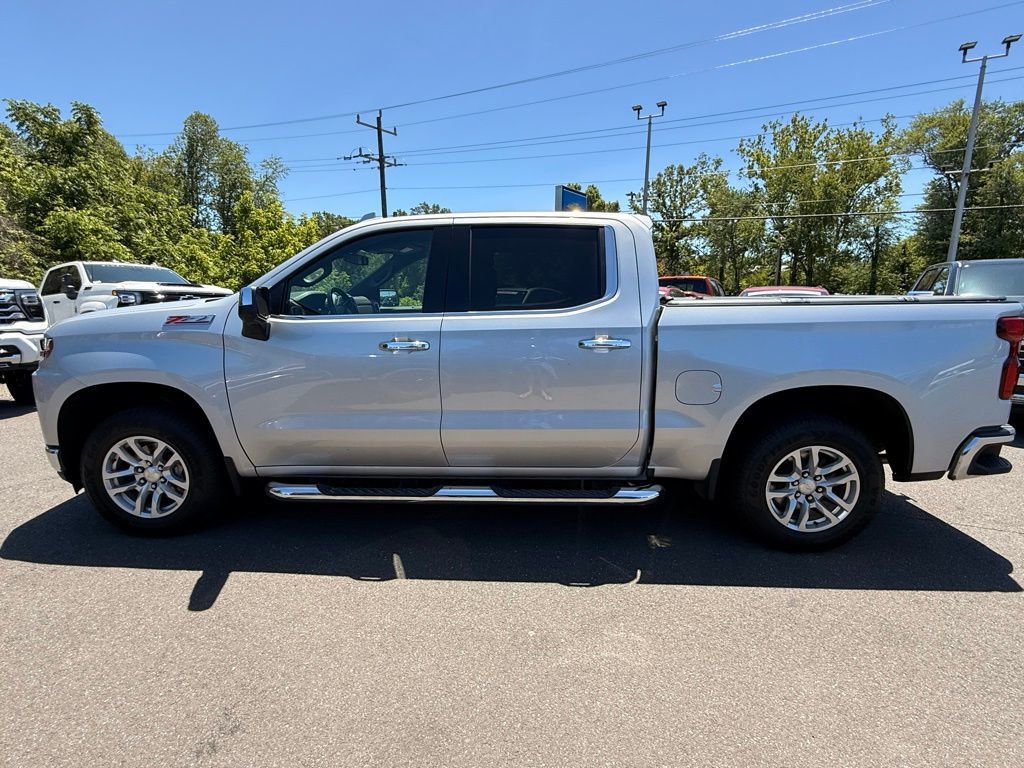2020 Chevrolet Silverado 1500 LTZ - 23034435 - 4