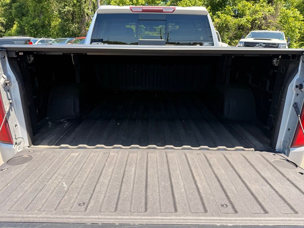 2020 Chevrolet Silverado 1500 LTZ - 23034435 - 8