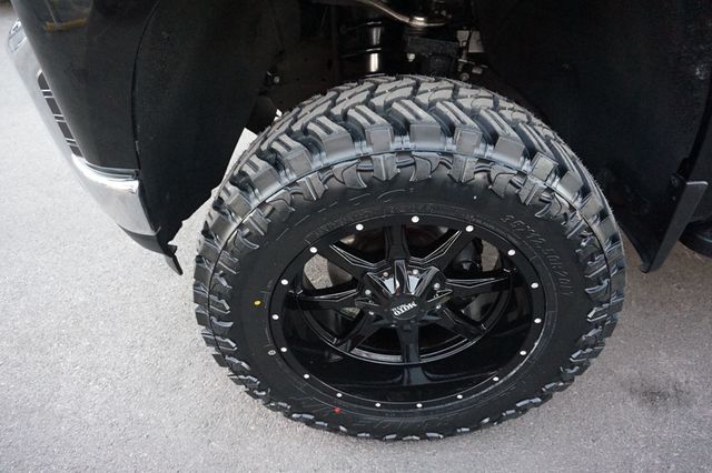 2020 Chevrolet Silverado 1500 LTZ, 4X4, RUNNING BOARDS, LIFTED, TONNEAU BED COVER - 22941724 - 11