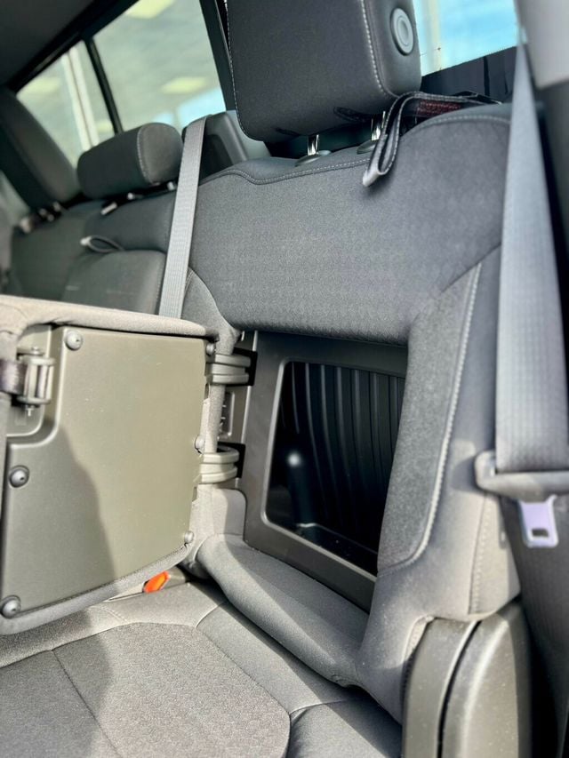 2020 Chevrolet Silverado 1500 RST - 22985723 - 21