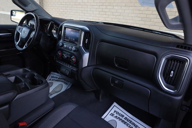 2020 Chevrolet Silverado 1500 RST - 23043496 - 21