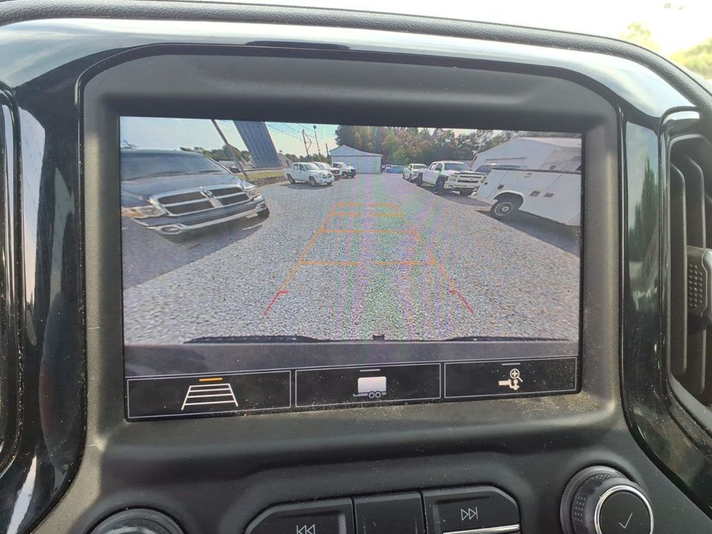 2020 Chevrolet Silverado 1500 RST Pickup 4D 5 3/4 ft - 23084329 - 10