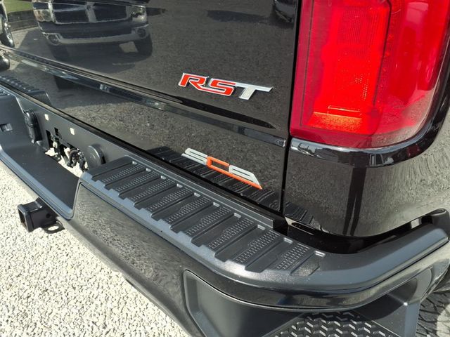 2020 Chevrolet Silverado 1500 RST Pickup 4D 5 3/4 ft - 23084329 - 19