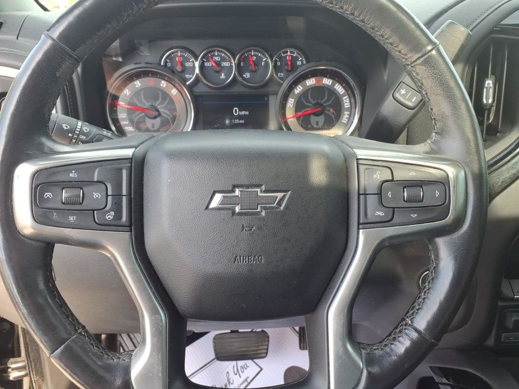 2020 Chevrolet Silverado 1500 RST Pickup 4D 5 3/4 ft - 23084329 - 7