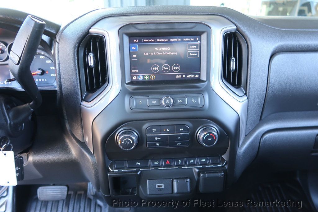 2020 Chevrolet Silverado 1500 Silverado 1500 2WD Crew Cab - 22944752 - 29