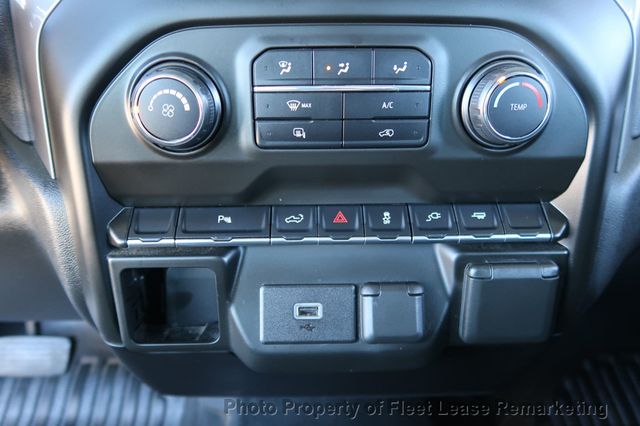 2020 Chevrolet Silverado 1500 Silverado 1500 2WD Crew Cab - 22944752 - 33