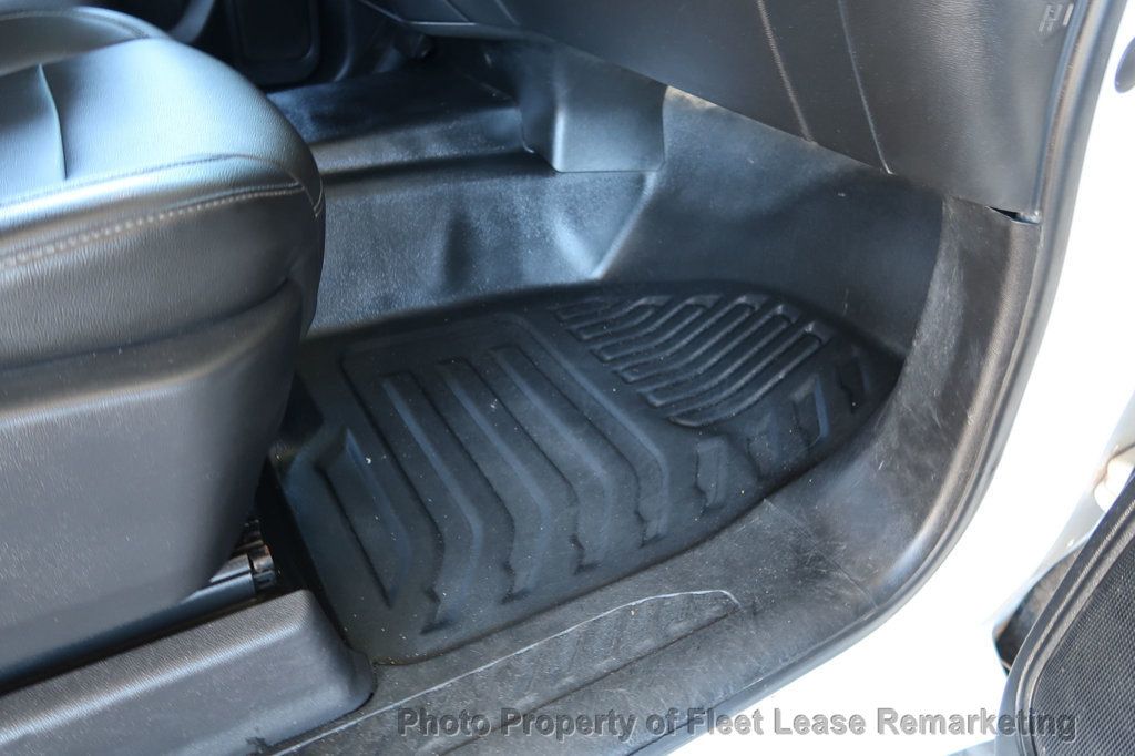 2020 Chevrolet Silverado 1500 Silverado 1500 2WD Crew Cab SWB - 23097956 - 23