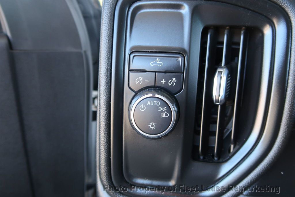 2020 Chevrolet Silverado 1500 Silverado 1500 2WD Crew Cab SWB - 23097956 - 32