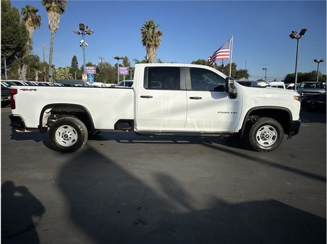 2020 Chevrolet Silverado 2500 HD Crew Cab LONG BED 4X4 6.6L GAS CLEAN - 22647433 - 3