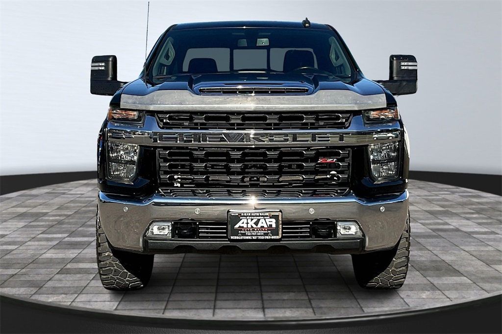 2020 Chevrolet Silverado 2500HD LT photo 2