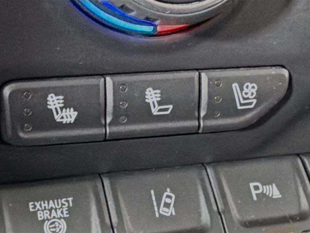 2020 Chevrolet Silverado 2500HD 4WD Crew Cab 159" LTZ - 22984973 - 21