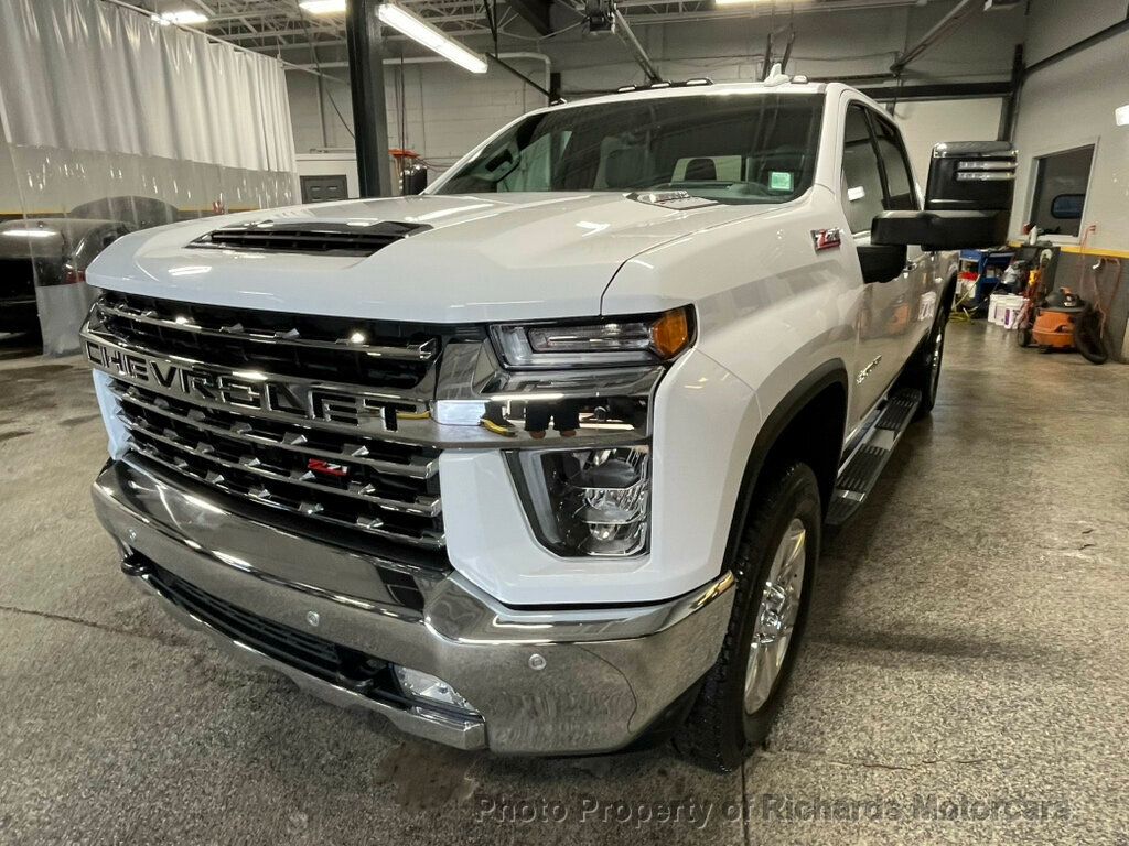 2020 Chevrolet Silverado 2500HD 4WD Crew Cab 159" LTZ - 22925939 - 7