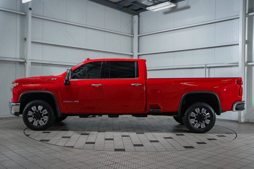 2020 Chevrolet Silverado 2500HD LTZ - 22605709 - 3