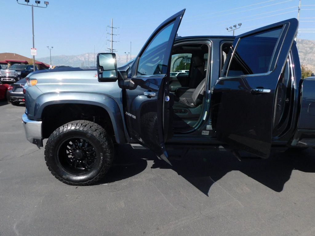 2020 Chevrolet Silverado 2500HD LTZ - 22595817 - 23