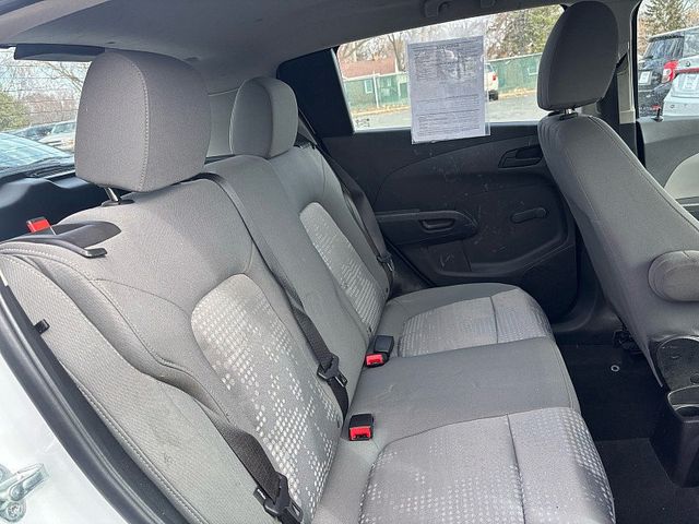 2020 Chevrolet Sonic 4d Hatchback LT w/1FL - 22792516 - 14