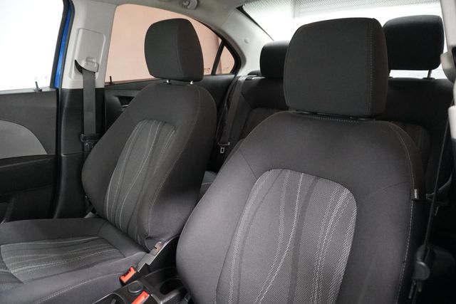 2020 Chevrolet Sonic 4dr Sedan LT - 22935418 - 9