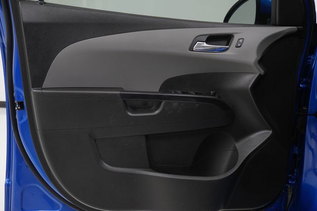 2020 Chevrolet Sonic 4dr Sedan LT - 22935418 - 12