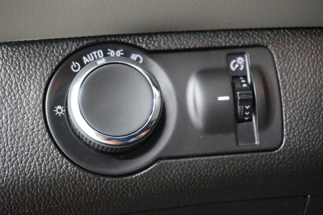 2020 Chevrolet Sonic 4dr Sedan LT - 22935418 - 19