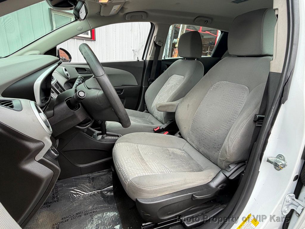 2020 Chevrolet Sonic 5dr Hatchback LT w/1SD - 23019767 - 15