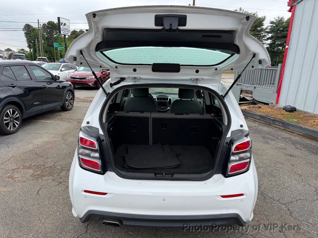 2020 Chevrolet Sonic 5dr Hatchback LT w/1SD - 23019767 - 18