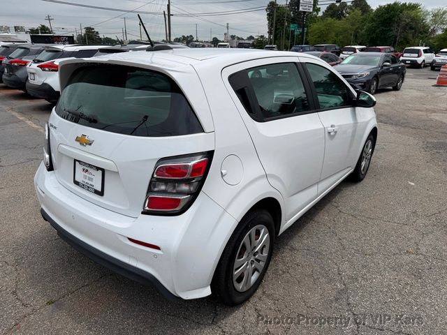 2020 Chevrolet Sonic 5dr Hatchback LT w/1SD - 23019767 - 4