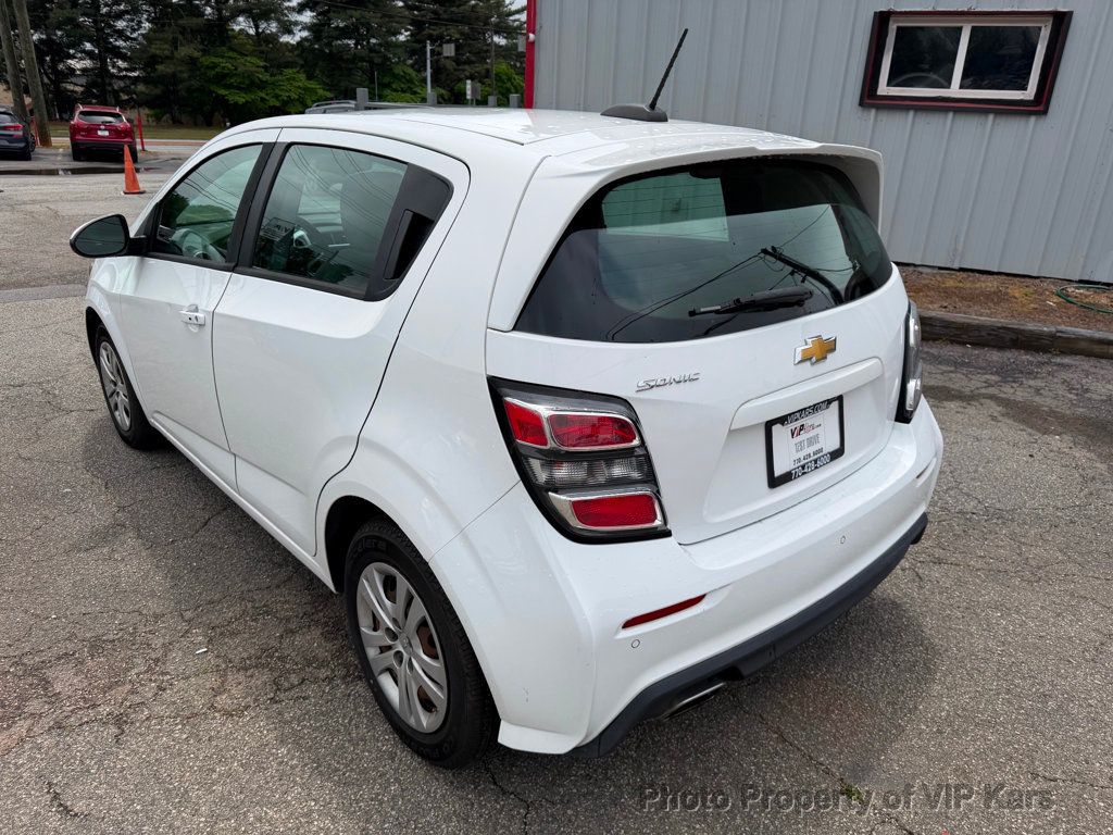 2020 Chevrolet Sonic 5dr Hatchback LT w/1SD - 23019767 - 6
