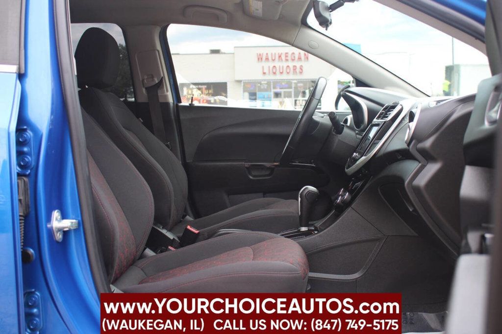 2020 Chevrolet Sonic 5dr Hatchback LT w/1SD - 22894102 - 13